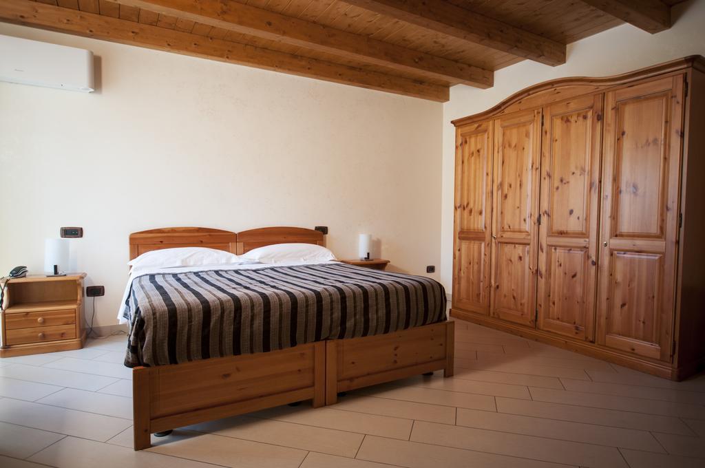 וטראלה Locanda Dal Sor Francesco מראה חיצוני תמונה